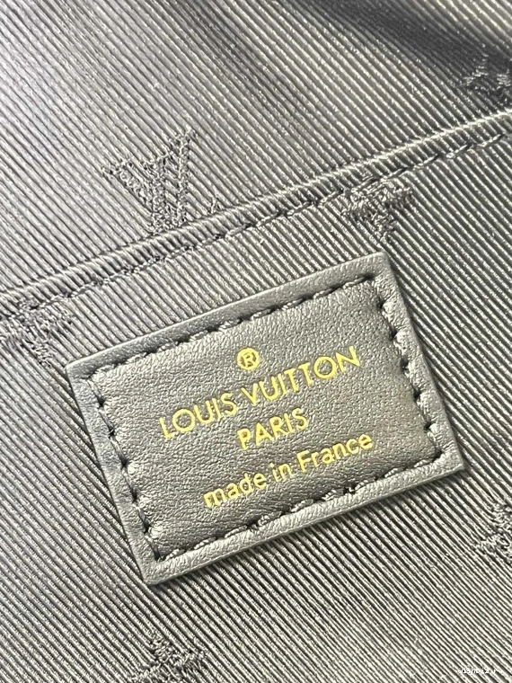 WIS PAPILLON LOUIS BB VUITTON 1230